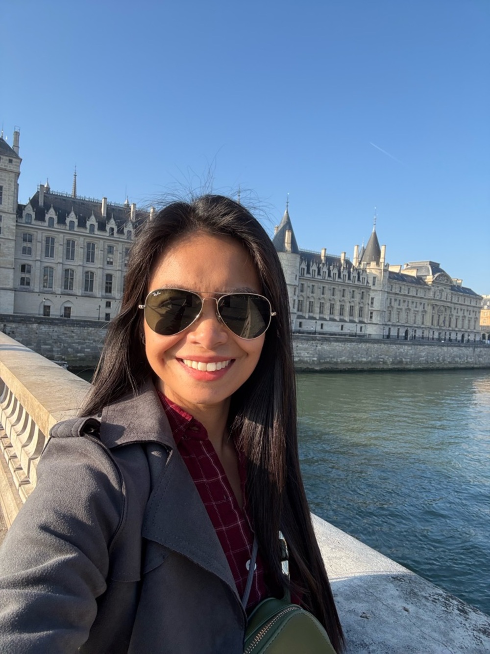 Meet your Posher, Aleng